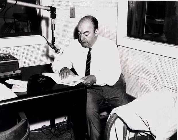 Pablo Neruda en la Library of Congress — 1966 | Chile de Ayer