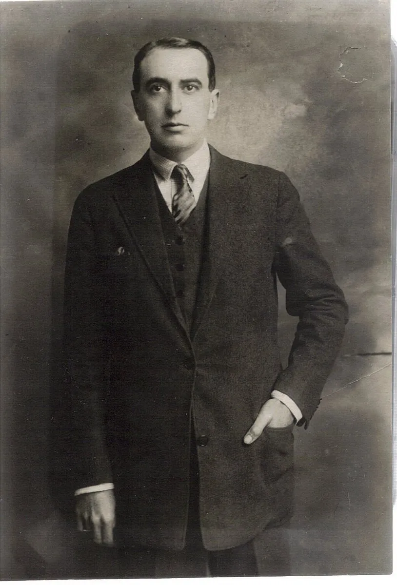 Vicente Huidobro — aprox. 1920–1948 | Chile de Ayer