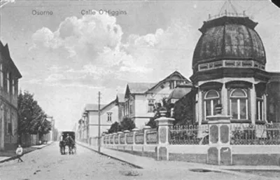 Calle O´Higgins, ciudad de Osorno, 1900. — aprox. 1900 | Chile de Ayer