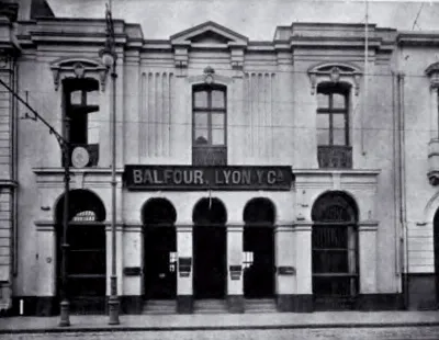 Oficinas en calle Blanco de Balfour Lyon y Cia. — Década de 1910 | Chile de Ayer