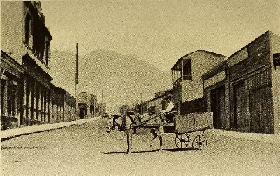 Escena callejera en Antofagasta, 1912 — aprox. 1912 | Chile de Ayer