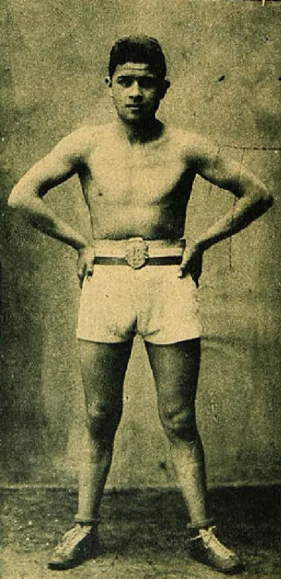Filiberto Mery, boxeador y campeón de Chile, peso gallo, 1923 y 1924 — aprox. 1930 | Chile de Ayer