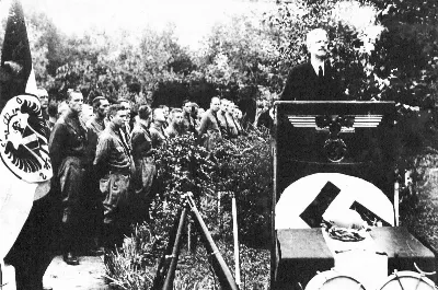 Asamblea nazi al aire libre en Latinoamérica — aprox. 1947 | Chile de Ayer