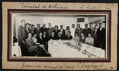 Reunion anual de la Sociedad de Nutrición 14 de diciembre del año 1945 — aprox. 1945 | Chile de Ayer