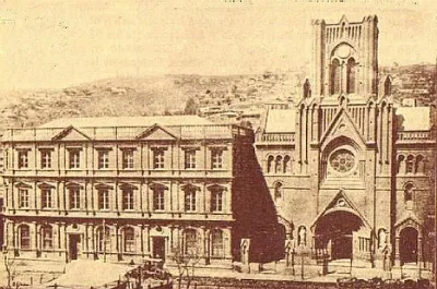 Colegio e Iglesia de Los Sagrados Corazones en Valparaíso — aprox. 1890–1930 | Chile de Ayer