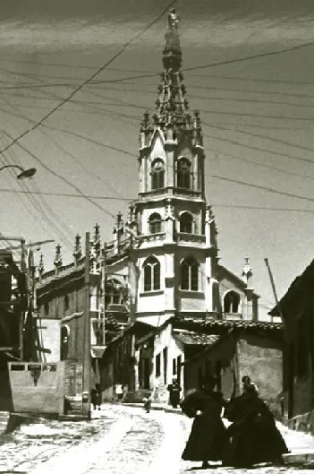 Iglesia de los Carmelitas, hoy parroquia Nuestra Señora del Carmen de la diócesis de Valparaíso — aprox. 1890–1930 | Chile de Ayer