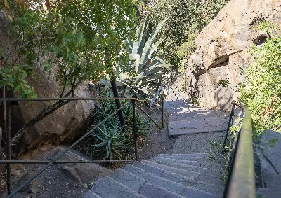 Escaleras del Cerro Santa Lucía — aprox. 1880–1930 | Chile de Ayer