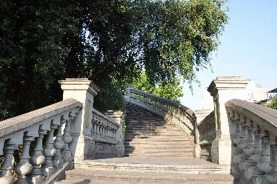 Detalle de escaleras en el Cerro Santa Lucía — aprox. 1880–1930 | Chile de Ayer