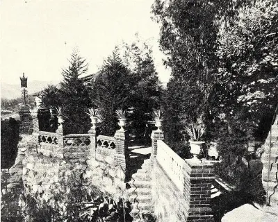 Ascenso pintoresco al Cerro Santa Lucía, Santiago — aprox. 1904–1930 | Chile de Ayer
