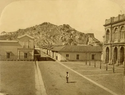 Plaza frente al Teatro Municipal de Santiago, 1860 — aprox. 1860–1930 | Chile de Ayer