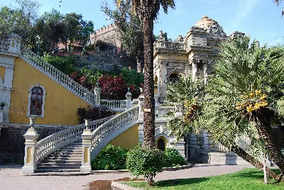 Castillo Hidalgo, Cerro Santa Lucía, Santiago — aprox. 1880–1930 | Chile de Ayer