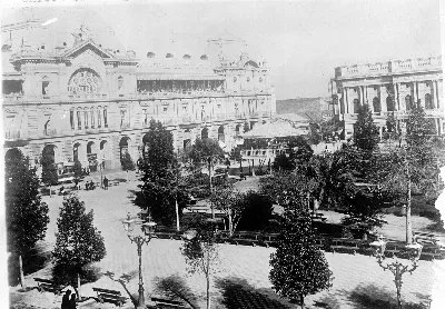 Plaza de Armas de Santiago, inicios del siglo XX — aprox. 1900 | Chile de Ayer