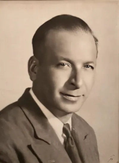 Carlos A. Cifuentes — aprox. 1936 | Chile de Ayer
