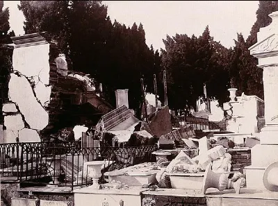 Cementerio N°1 tras el terremoto del 16 de agosto de 1906 en Valparaíso — aprox. 1906 | Chile de Ayer