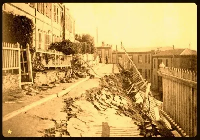 Paseo Atkinson luego del Terremoto del 16 de Agosto de 1906 en Valparaíso. — aprox. 1906 | Chile de Ayer