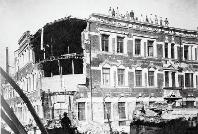 Fabrica Hucke destruida, se reconstruiría mas tarde. — aprox. 1906 | Chile de Ayer