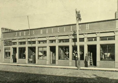 Bazar y mueblería de Jorge Matetich, Punta Arenas, 1906 — 1906 | Chile de Ayer