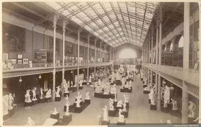 Galería de esculturas, Palacio de Bellas Artes, 1889 — 1889 | Chile de Ayer