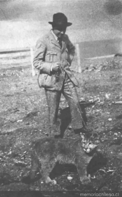 Juan Guzmán Cruchaga en Río Gallegos Argentina, hacia 1921 — 1921 | Chile de Ayer