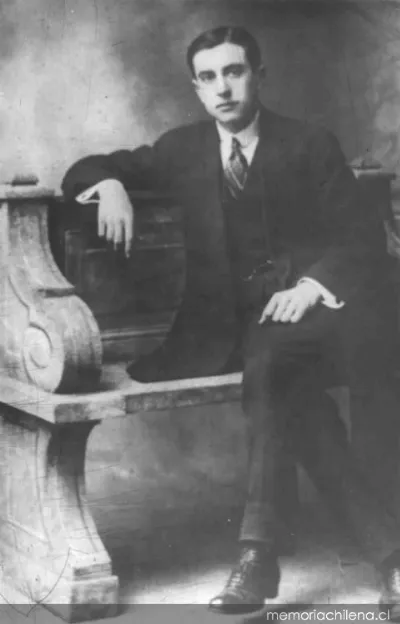 Vicente Huidobro de 19 años, 1912 — 1912 | Chile de Ayer