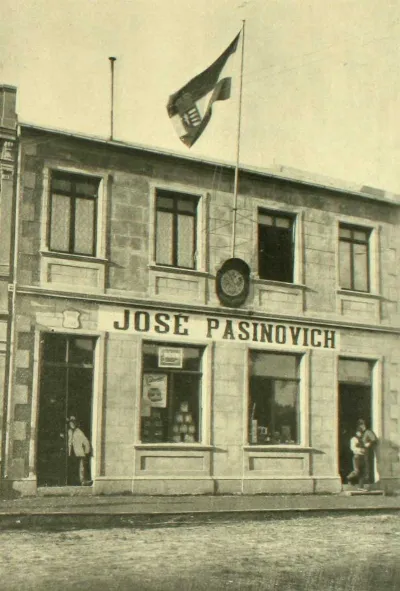 Casa comercial de José Pasinovich, Punta Arenas, 1906 — 1906 | Chile de Ayer