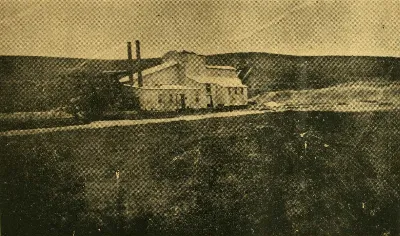 Draga de oro abandonada en el cordón Baquedano, Tierra del Fuego, 1923 — 1923 | Chile de Ayer