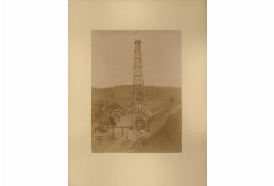 Torre de construcción del viaducto de Malleco con obreros — 1886 | Chile de Ayer