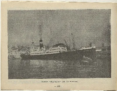 Vapor Alondra en Valparaíso, 1940 — 1940 | Chile de Ayer