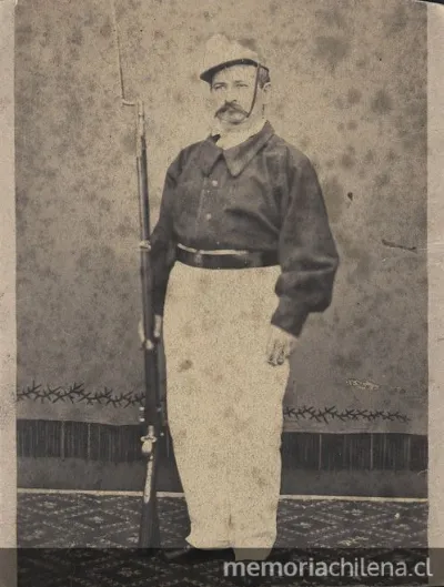 Uniforme de tropa — 1865 | Chile de Ayer