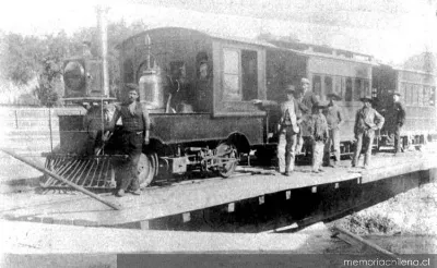 Ferrocarril con locomotora métrica a vapor, probablemente construida en Chile, hacia 1900 — 1850 | Chile de Ayer