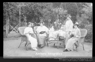 Mujeres — 1914 | Chile de Ayer
