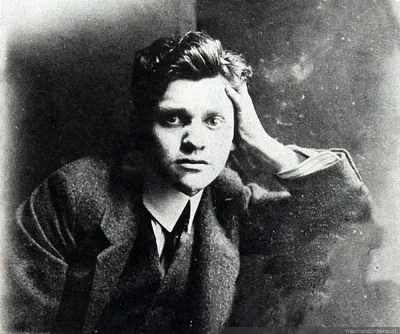 Jorge Délano, el joven dibujante, hacia 1910 — 1910 | Chile de Ayer