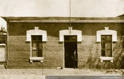 Casa de la población de obreros León XIII, hacia 1910 — 1910 | Chile de Ayer