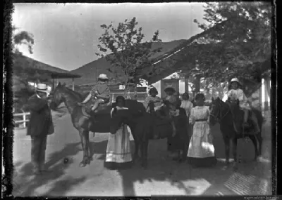 Grupo no identificado — 1910 | Chile de Ayer