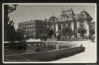 Plaza en Concepción — 1940 | Chile de Ayer