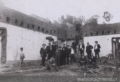 Demolición del monasterio o convento de Santa Clara, 1914 — 1914 | Chile de Ayer