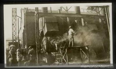 Fundición de la compañía de minerales de Gatico, hacia 1930 — 1930 | Chile de Ayer