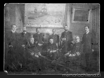 Reunión de Almirantes de la Armada, entre ellos el Almirante Jorge Montt y Almirante Simpson, 1906 — 1906 | Chile de Ayer