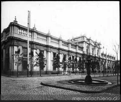 Palacio de La Moneda — 1912 | Chile de Ayer