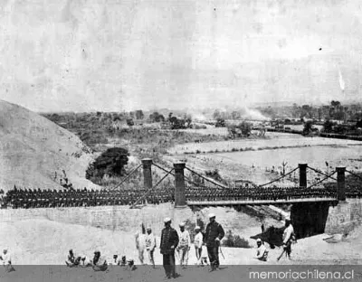 Campamento de Lurín, desfile del ejército chileno, 1880 — 1880 | Chile de Ayer