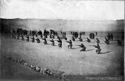 Práctica de tiro, hacia 1880 — 1879 | Chile de Ayer
