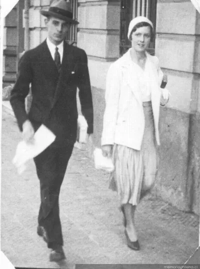 Jaime Eyzaguirre y su esposa Adriana Philippi, hacia 1935 — 1935 | Chile de Ayer