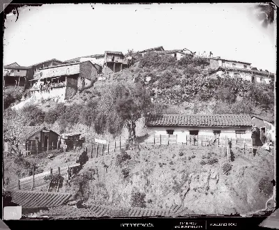 [Casas en Valparaíso] — 1863–1864 | Chile de Ayer