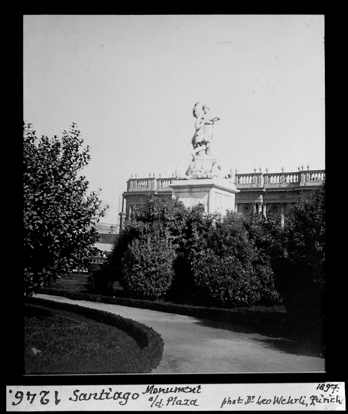 Santiago Monument, Plaza — 1897 | Chile de Ayer