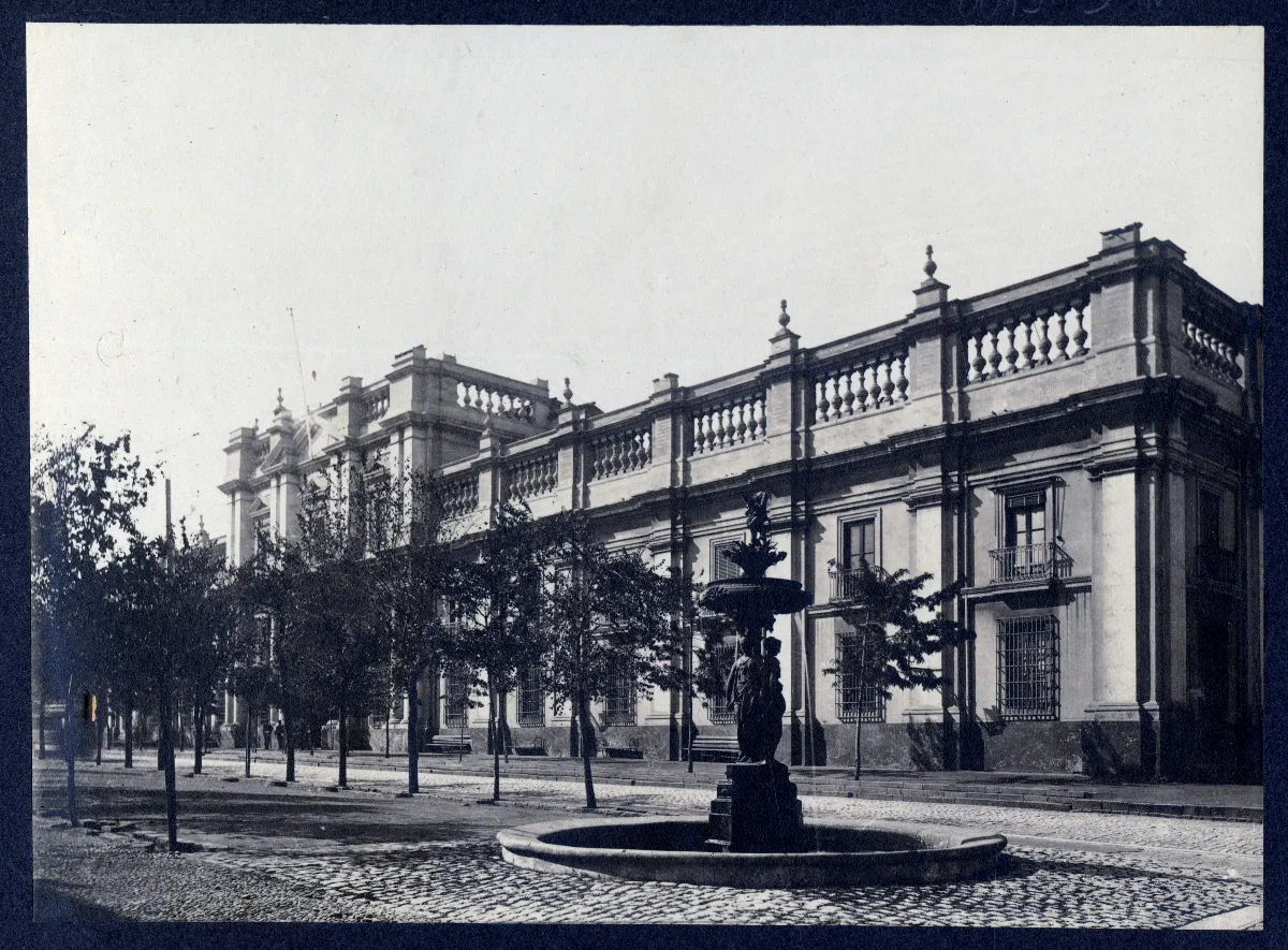 La Moneda -foto 1906 — Santiago — 1906 | Chile de Ayer