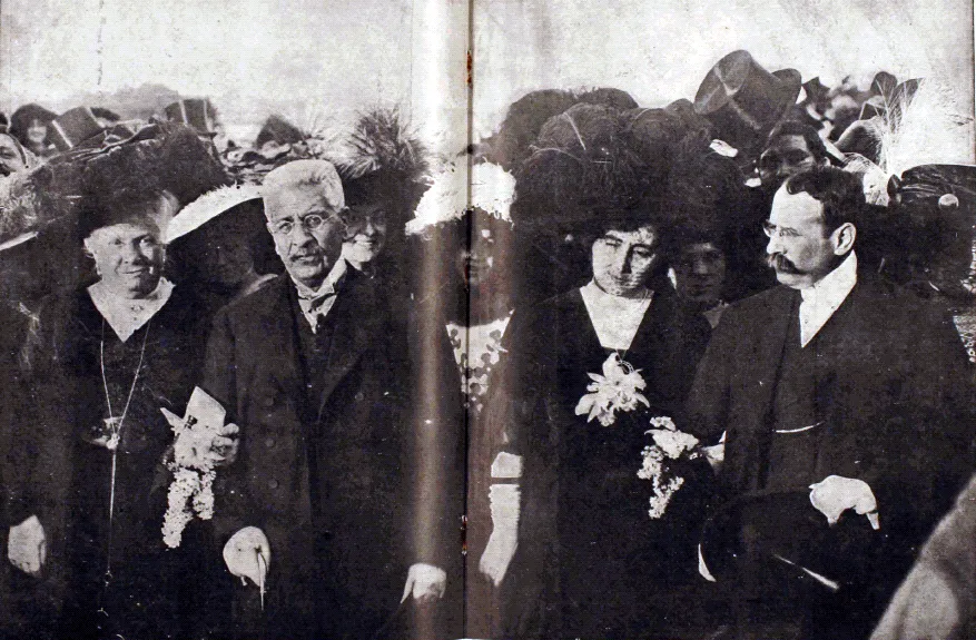 Autoridades en Centenario Argentino — 1910 | Chile de Ayer