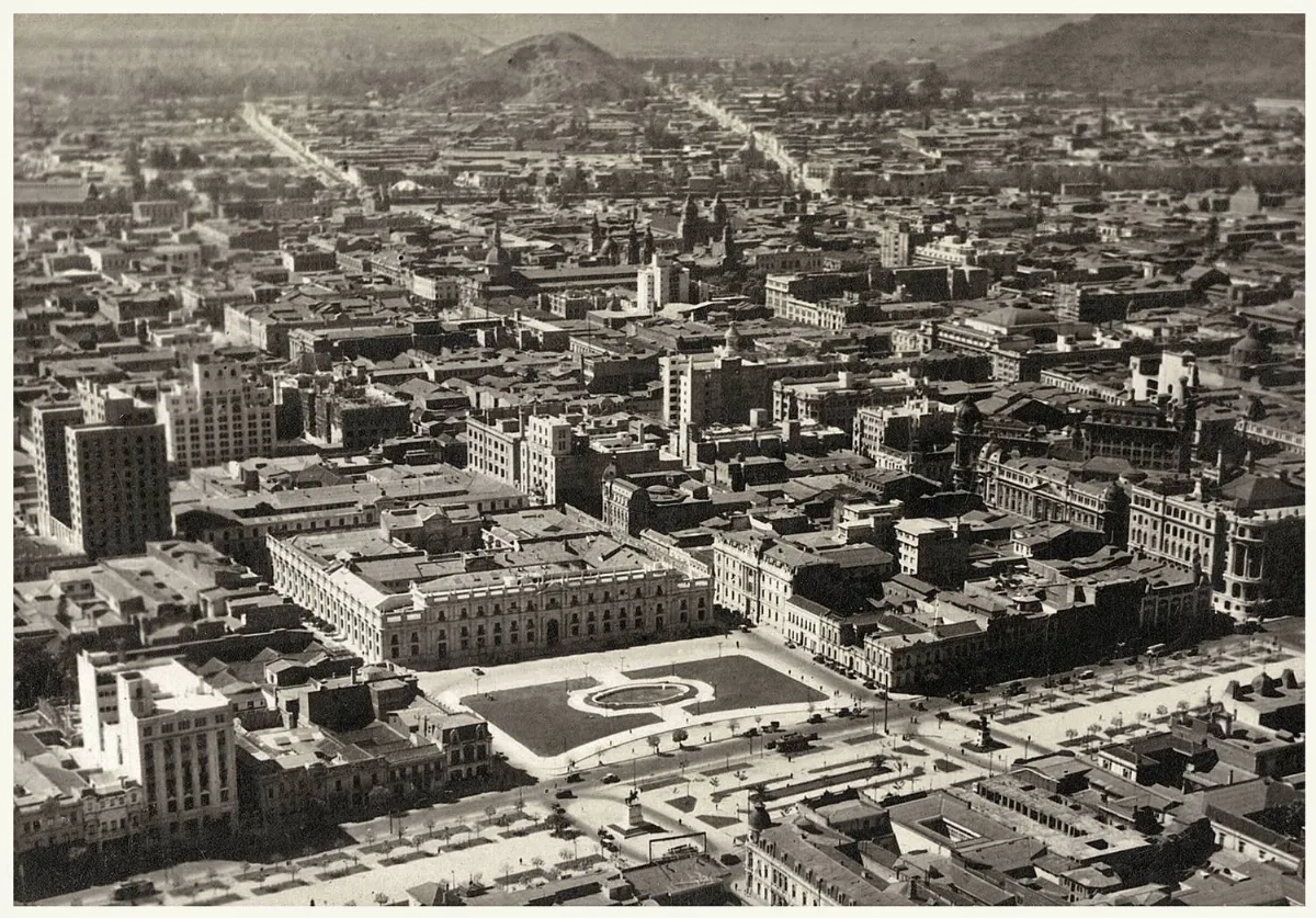 Vista del Barrio Cívico de Santiago, años 1920 — Santiago — 1920 | Chile de Ayer