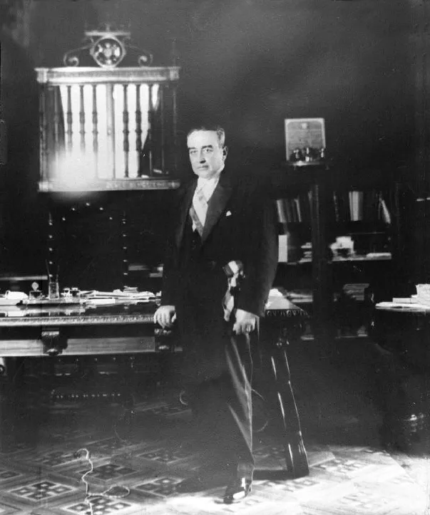 Juan Esteban Montero 1932 — 1932 | Chile de Ayer