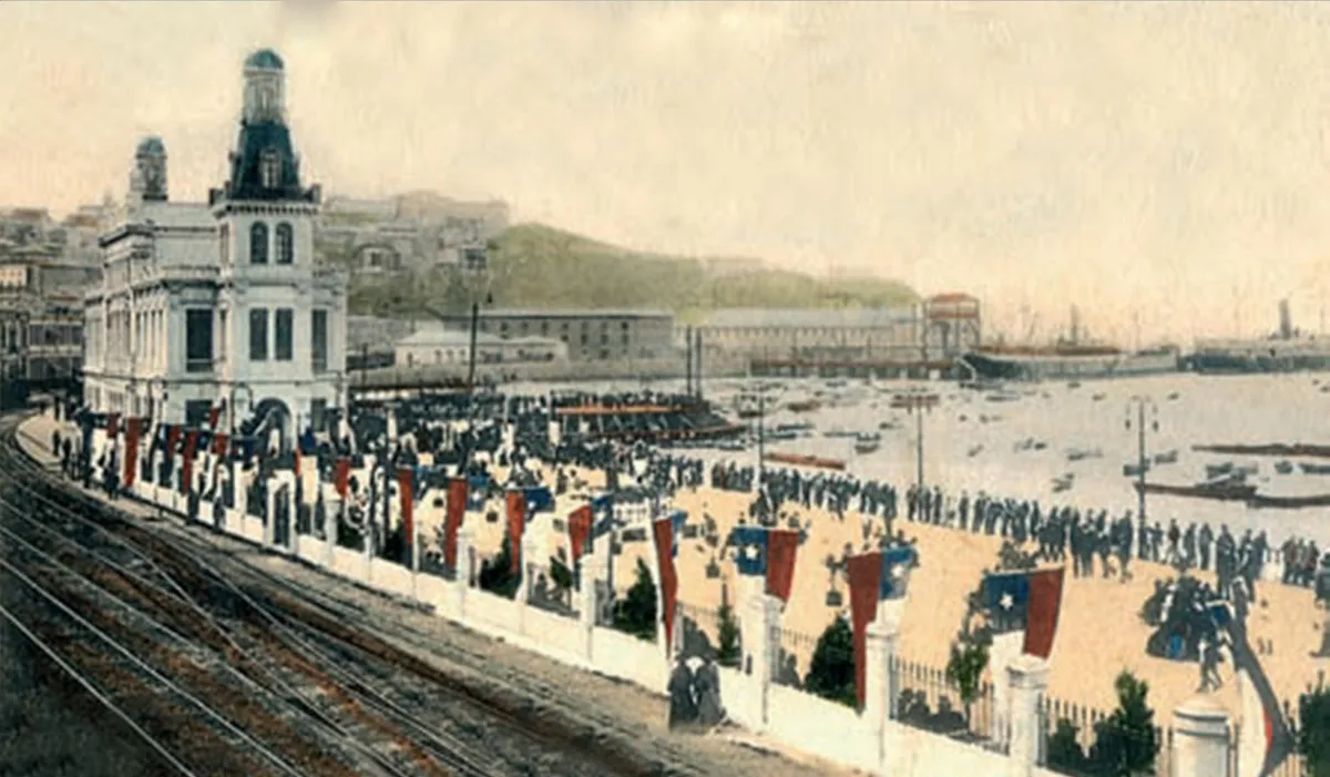 Inauguración malecón, 1895 — Municipalidad de Valparaíso — 1895 | Chile de Ayer