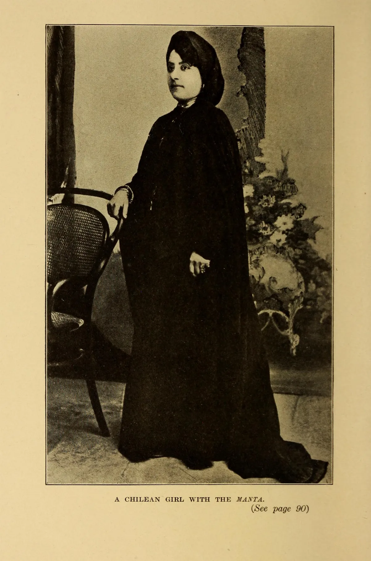 A chilean girl with manta — 1912 | Chile de Ayer